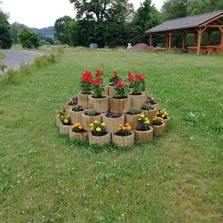 アパート Przystan Nad Bobrem Z Balia I Sauna カミェンナ・グラ